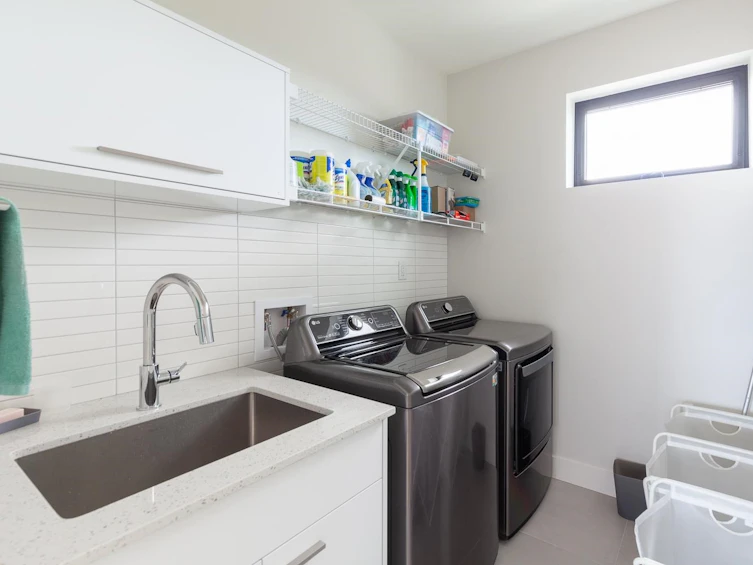 3006 East 3rd Avenue, Vancouver, BC, V5M 1J1 - 26