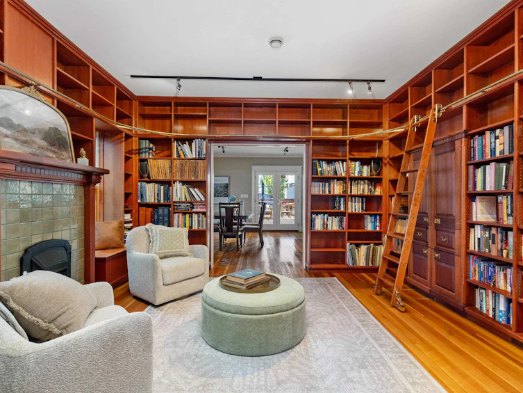 33 E 6th Avenue, Vancouver, BC, V5T 1J3 - 9