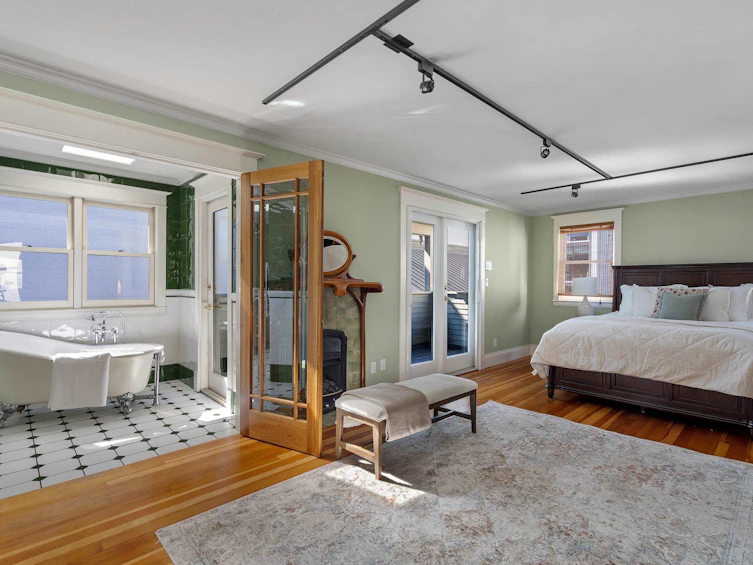 33 E 6th Avenue, Vancouver, BC, V5T 1J3 - 13