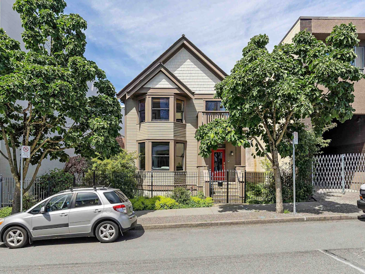 33 E 6th Avenue, Vancouver, BC, V5T 1J3 - 32