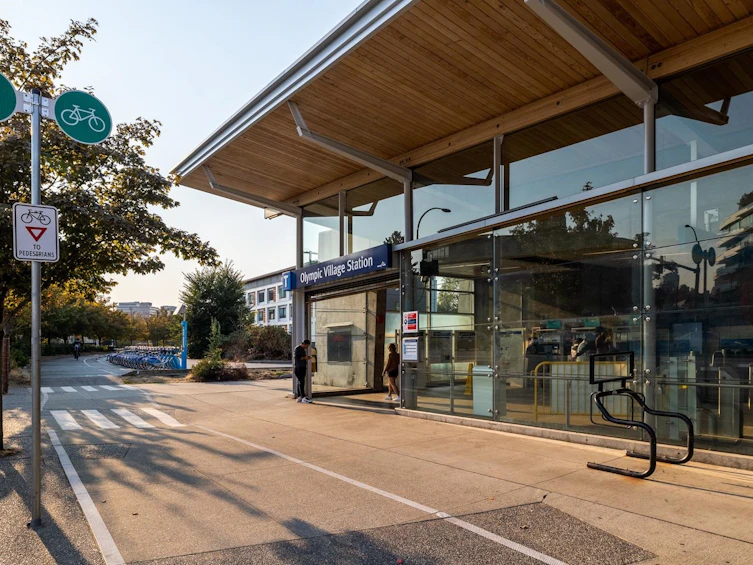 33 E 6th Avenue, Vancouver, BC, V5T 1J3 - 35