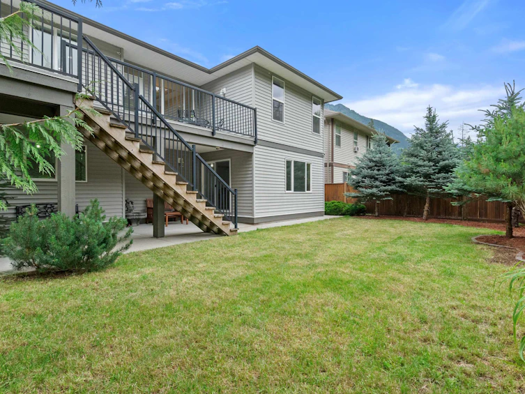 65964 Ogilview Drive, Hope, BC, V0X 1L1 - 3