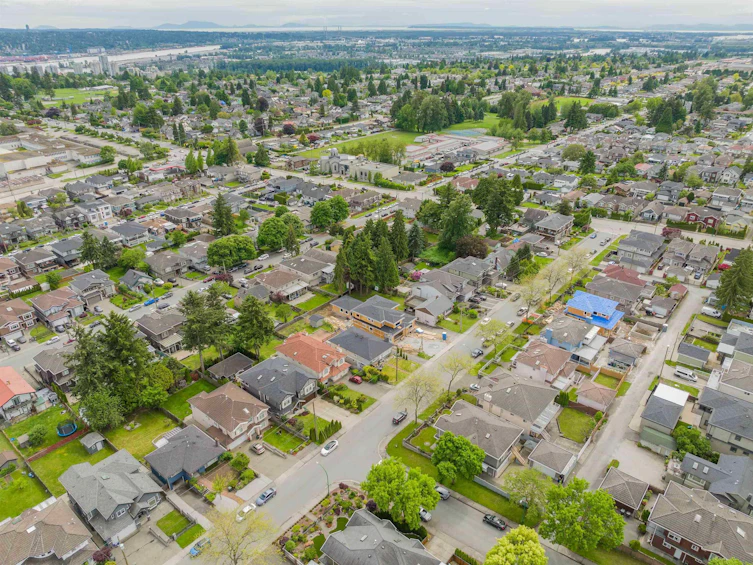 7780 13th Avenue, Burnaby, BC, V3N 2E6 - 40