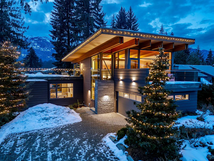 7325 Toni Sailer Lane, Whistler, BC, V8E 0E3