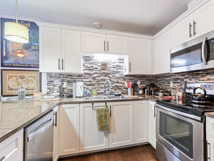 1215 Burkemont Place, Coquitlam, BC, V3B 0C8 - 30