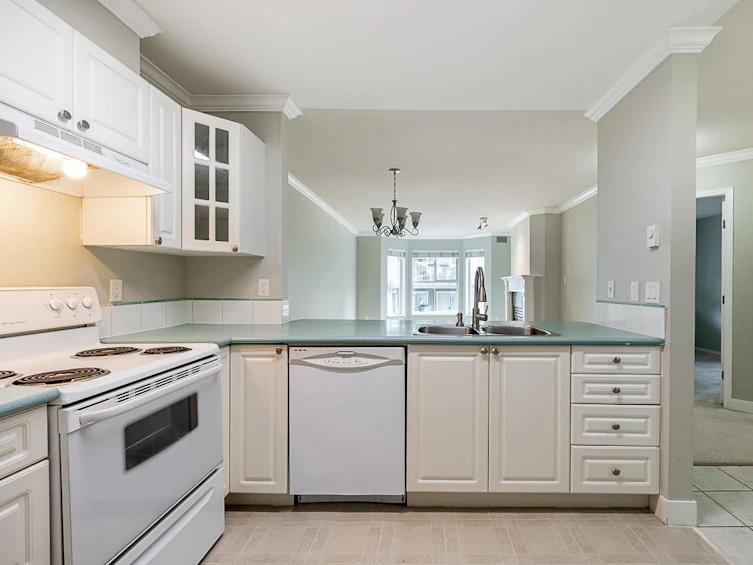 203-15130 108, Surrey, BC, V3R 0T8 - 6