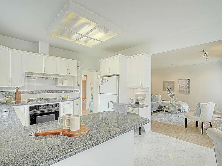 6268 Azure Road, Richmond, BC, V7C 2N9 - 16