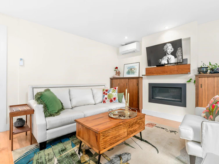 1521 Ridgeway Avenue, North Vancouver, BC, V7L 3S2 - 4