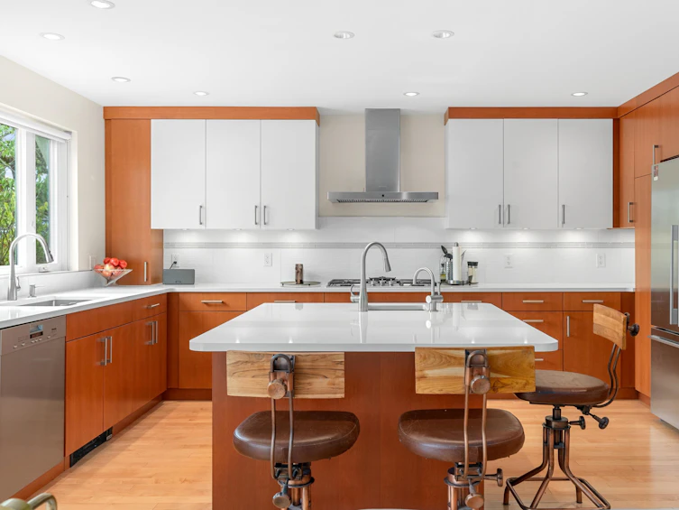 1521 Ridgeway Avenue, North Vancouver, BC, V7L 3S2 - 12