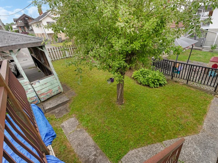 3484 East 25th Avenue, Vancouver, BC, V5R 1K1 - 25