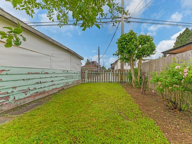 3484 East 25th Avenue, Vancouver, BC, V5R 1K1 - 27