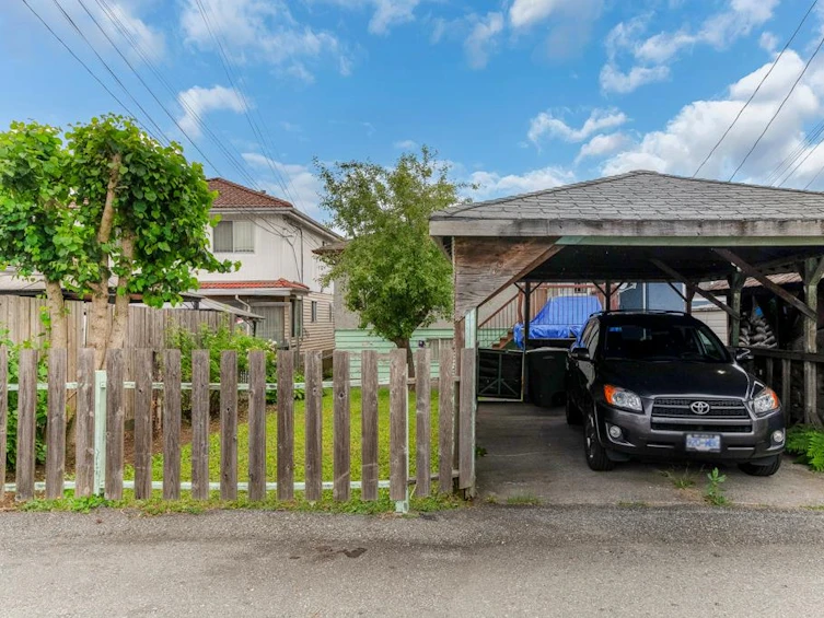 3484 East 25th Avenue, Vancouver, BC, V5R 1K1 - 30