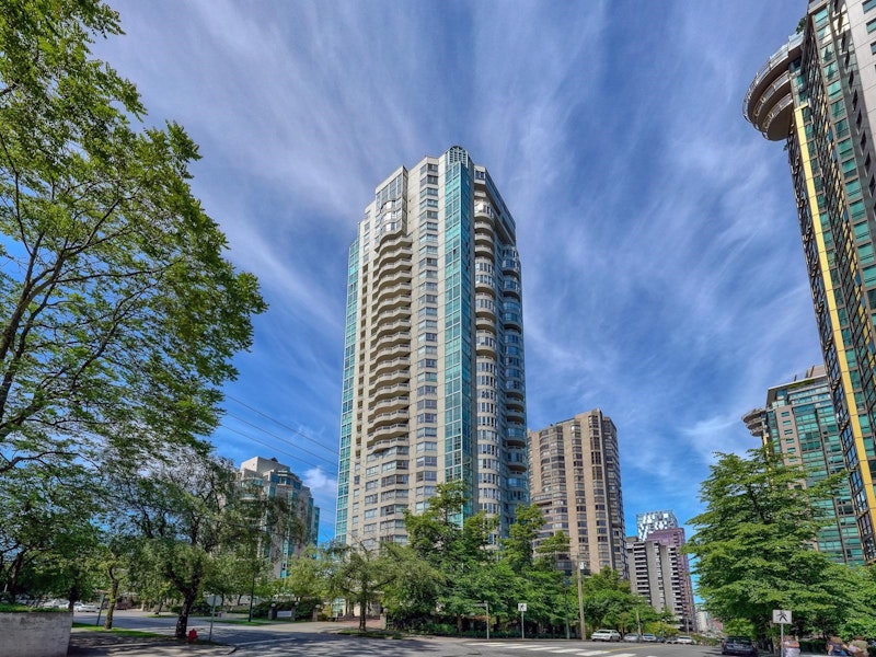 2802 - 717 Jervis Street, Vancouver BC V6E 4L5