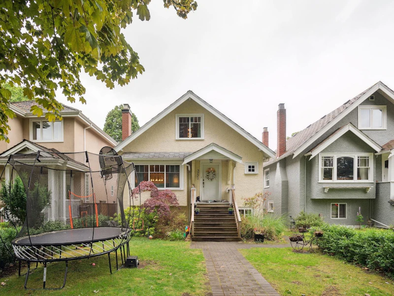 3771 W King Edward Avenue, Vancouver BC V6S 1M8