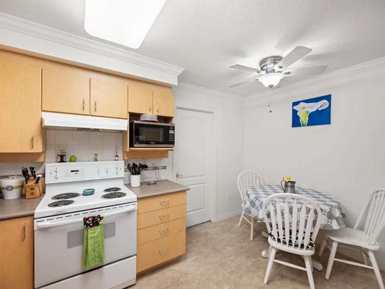 206-15298 20 Avenue, Surrey, BC, V4A 2A3 - 17