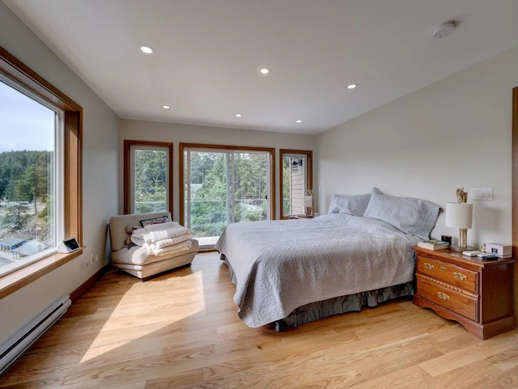 10054 Wescan Road, Halfmoon Bay, BC, V7Z 1G4 - 12