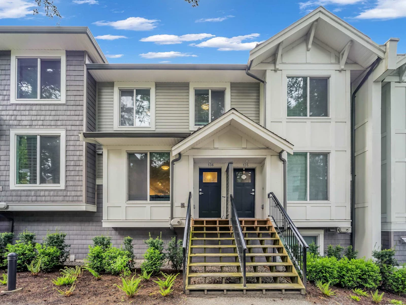 136 - 9718 161a Street, Surrey BC