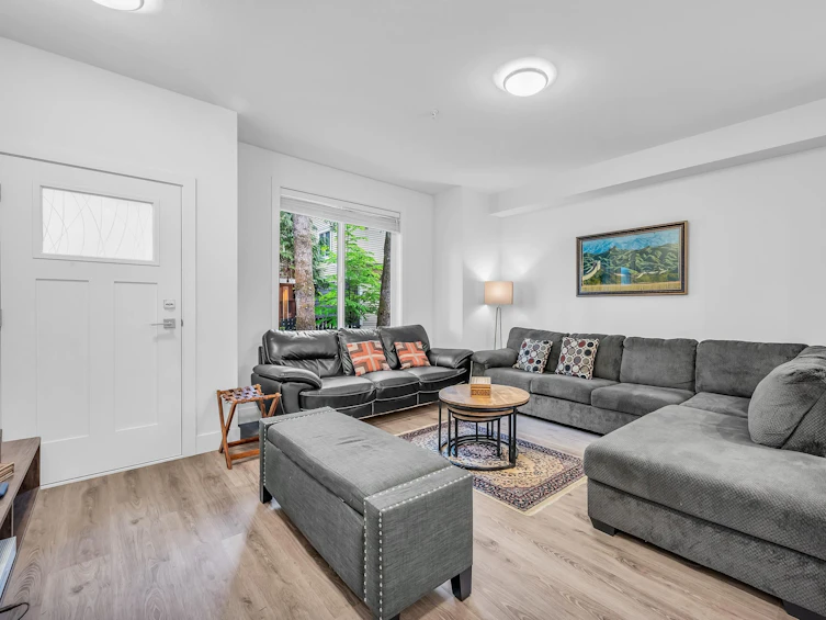 136-9718 161a, Surrey, BC, V4N 6S7 - 5