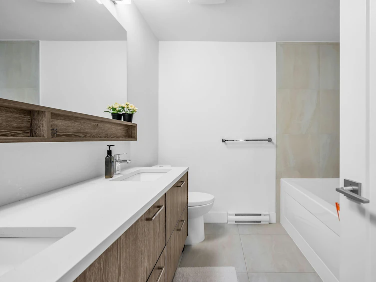 136-9718 161a, Surrey, BC, V4N 6S7 - 15