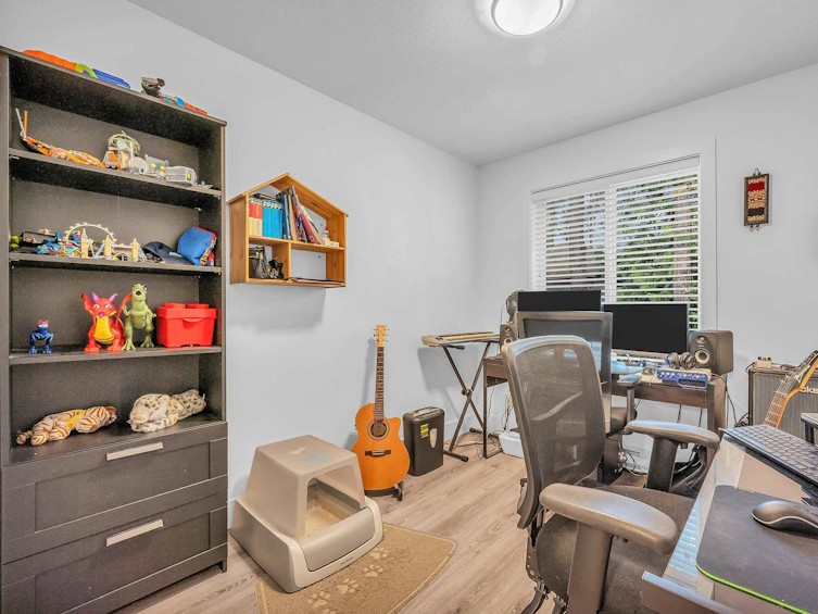 136-9718 161a, Surrey, BC, V4N 6S7 - 19