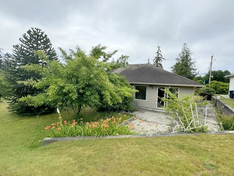 6236 Norwest Bay Road, Sechelt, BC, V7Z 0M2 - 18