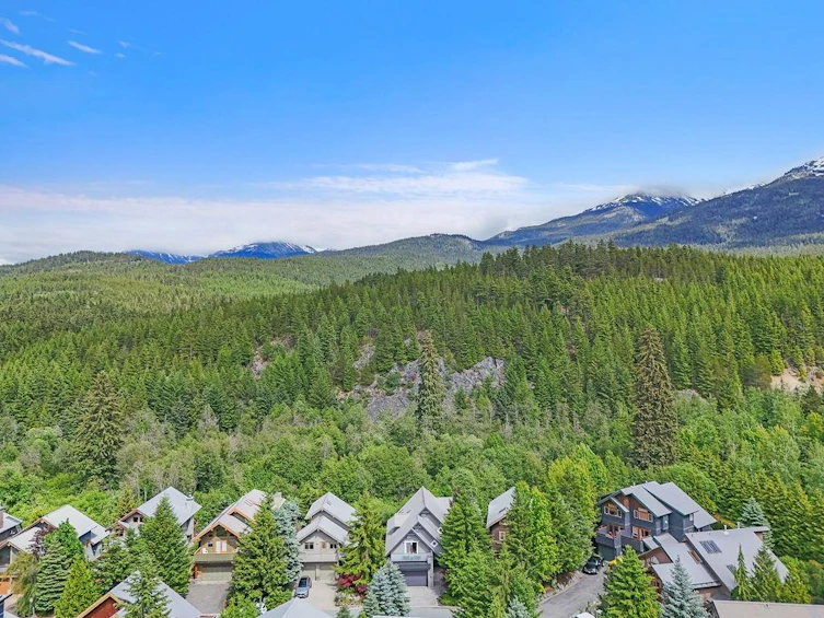 7202 Spruce Grove Circle, Whistler, BC, V8E 0E8 - 37