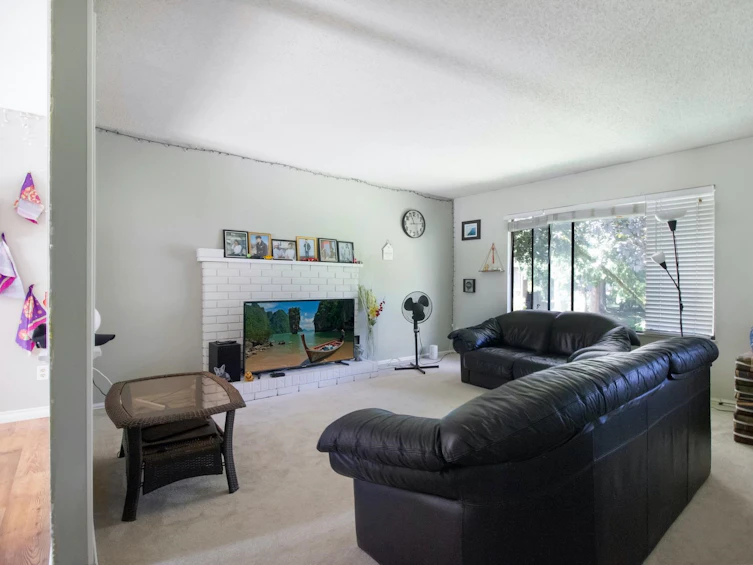 6770 128b Street, Surrey, BC, V3W 7C4 - 6