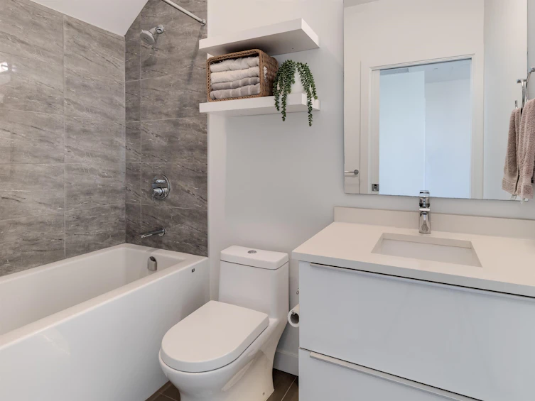705-4427 Cambie Street, Vancouver, BC, V5Z 2Y8 - 17