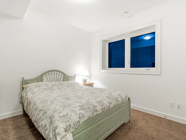2478 Ottawa Avenue, West Vancouver, BC, V7V 2T1 - 12