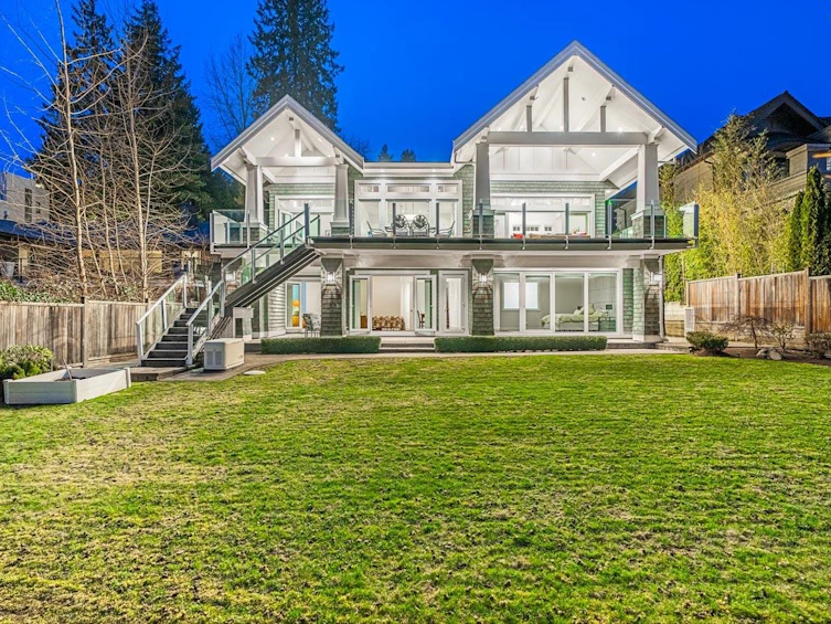 2478 Ottawa Avenue, West Vancouver, BC, V7V 2T1 - 16