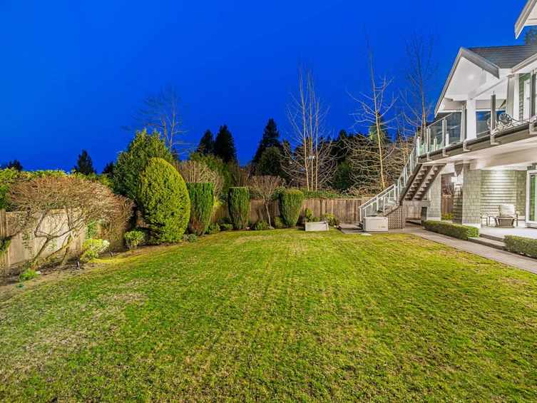 2478 Ottawa Avenue, West Vancouver, BC, V7V 2T1 - 17
