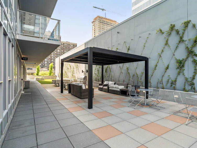 2711-13615 Fraser, Surrey, BC, V3T 0P7 - 18