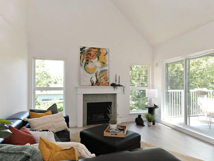 309-9650 148, Surrey, BC, V3R 0W2 - 3