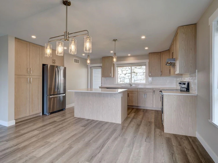 5645 Kingbird Crescent, Sechelt, BC, V7Z 0S4 - 7