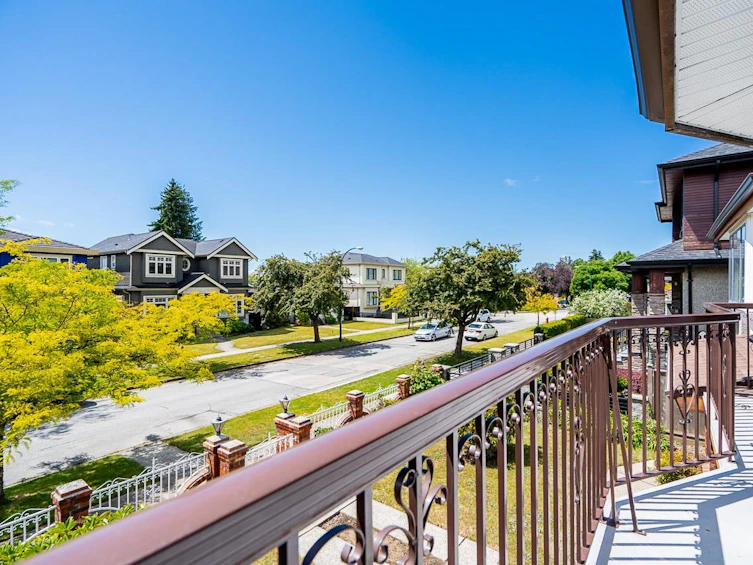 131 East 56th Avenue, Vancouver, BC, V5X 1P9 - 10