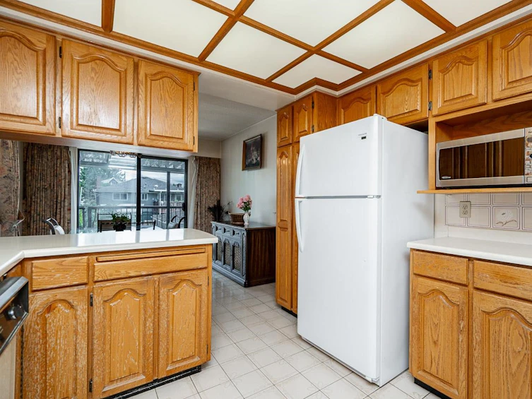 131 East 56th Avenue, Vancouver, BC, V5X 1P9 - 14