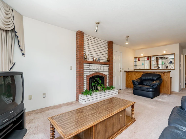 131 East 56th Avenue, Vancouver, BC, V5X 1P9 - 32