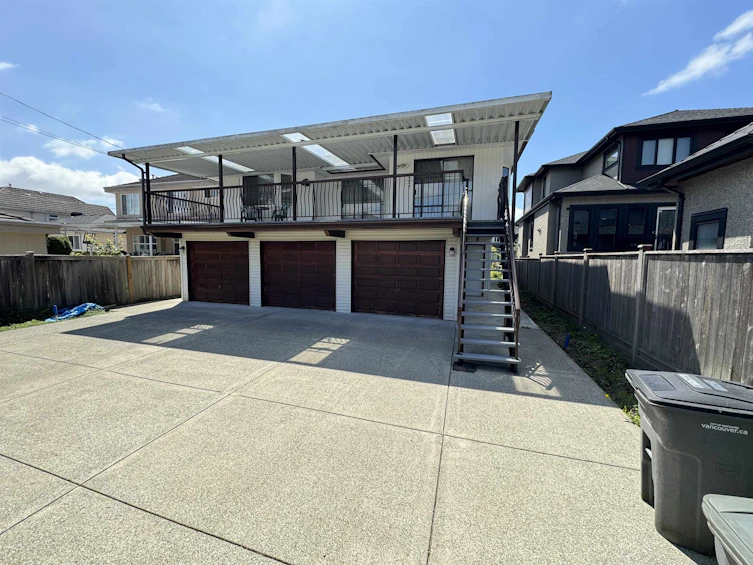 131 East 56th Avenue, Vancouver, BC, V5X 1P9 - 35