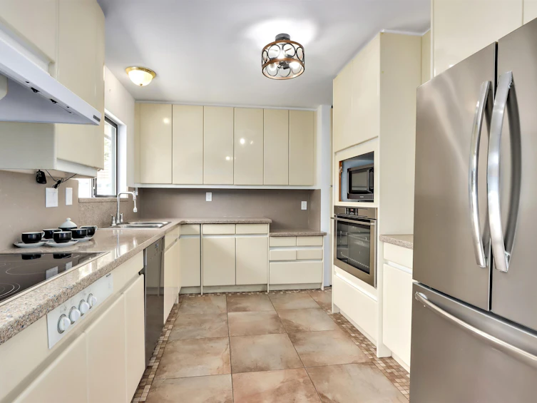 1724 Kilkenny Road, North Vancouver, BC, V7J 1T9 - 25