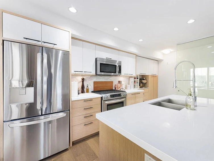 3189 St. George Street, Vancouver, BC, V5T 3R9 - 9