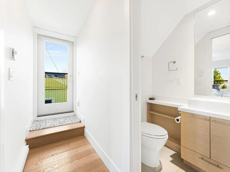 3189 St. George Street, Vancouver, BC, V5T 3R9 - 28