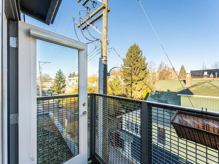3189 St. George Street, Vancouver, BC, V5T 3R9 - 29