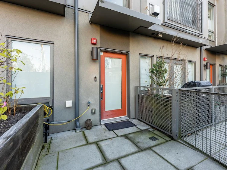 3189 St. George Street, Vancouver, BC, V5T 3R9 - 33
