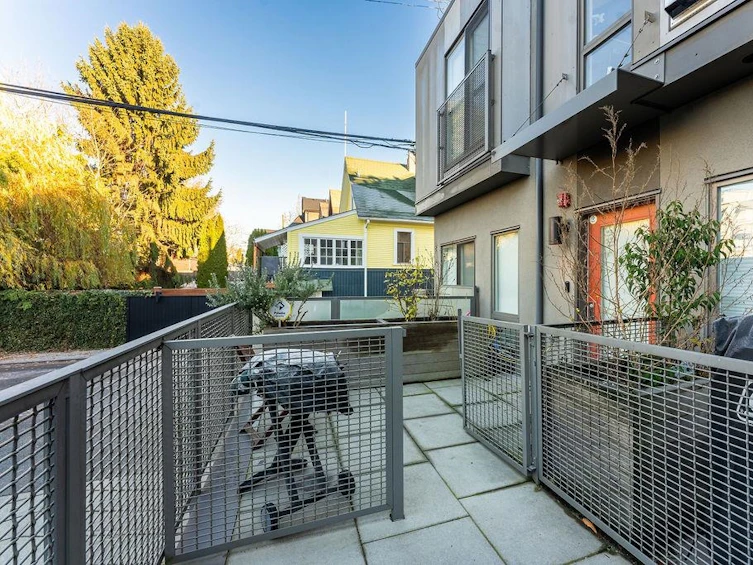 3189 St. George Street, Vancouver, BC, V5T 3R9 - 34