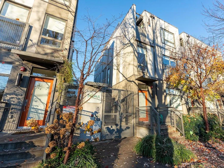 3189 St. George Street, Vancouver, BC, V5T 3R9 - 37