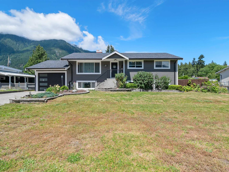 635 Willow Street, Hope, BC, V0X 1L0 - 5