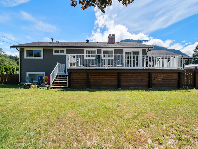 635 Willow Street, Hope, BC, V0X 1L0 - 8