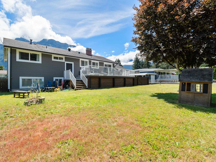 635 Willow Street, Hope, BC, V0X 1L0 - 9