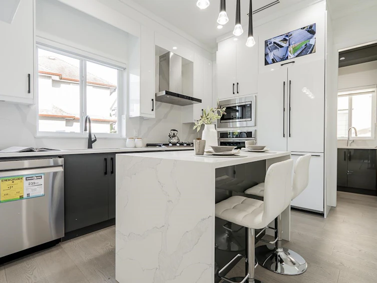 2386 157 Street, Surrey, BC, V4A 9Z2 - 8
