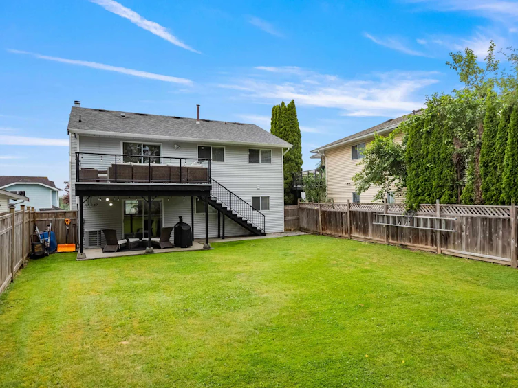 23021 Olund Crescent, Maple Ridge, BC, V2X 9L3 - 24